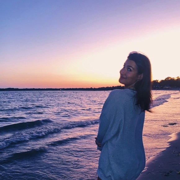 Meet your Posher, Emma - Picture 4 of 4